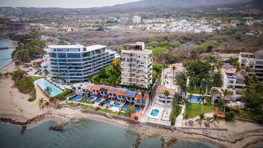 ¡Bienvenidos a Tatei, tu refugio de lujo en la hermosa zona dorada de Bucerías, Nayarit!